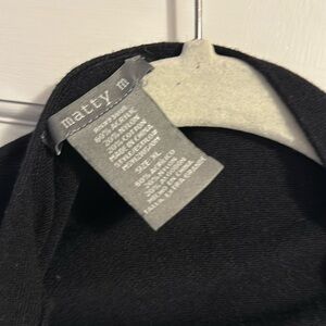 Ladies sweater no buttons just a cover up sweater